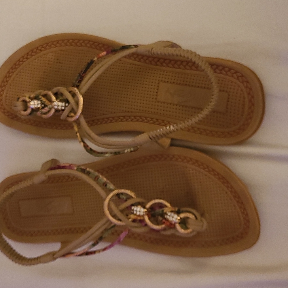 Sandal